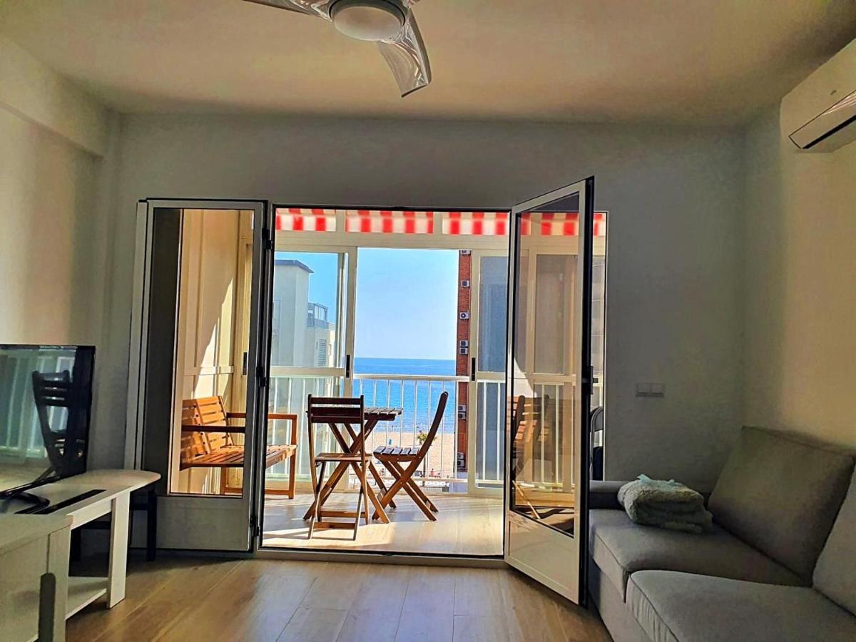 First Line Apartment With 3 Bedrooms And Seaviews Benidorm Luaran gambar