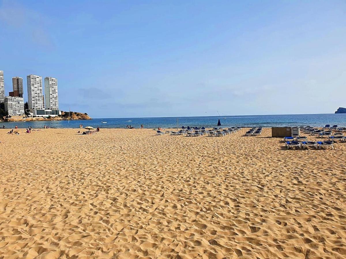 First Line Apartment With 3 Bedrooms And Seaviews Benidorm Luaran gambar